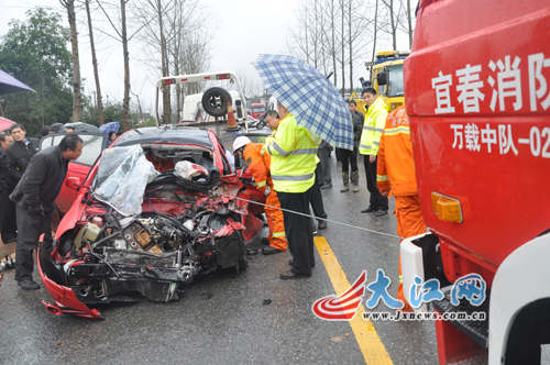 江西宜春车祸事故最新报道